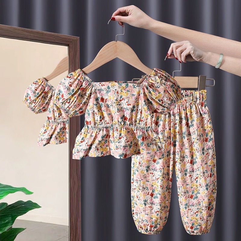 Set Đồ Mùa Hè 2 Món Gồm Áo Tay Ngắn Phồng + Quần Ngắn In Họa Tiết Hoa Thời Trang Hàn Quốc Cho Bé Gái