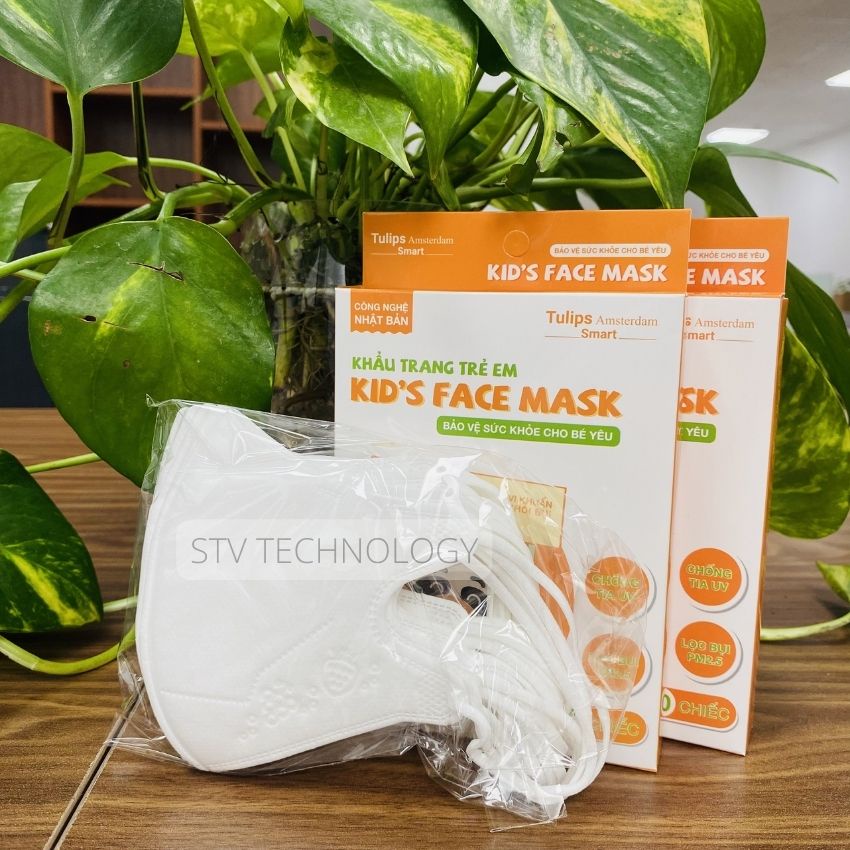 20 Khẩu Trang Trẻ Em - Kid's Face Mask Hiệu Tulips 4 Lớp Kháng Khuẩn Màu Trắng Cho Bé