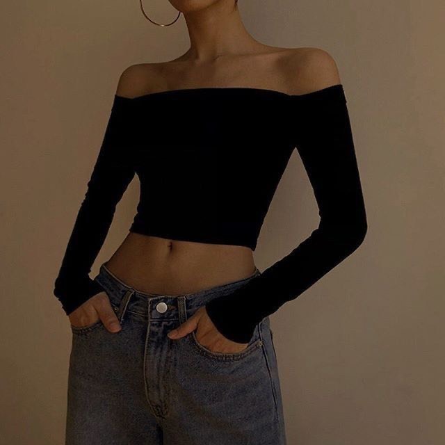 [Mã FATREND02 giảm đến 30k đơn 99k] Áo Croptop Nữ Trễ Vai Tay Dài - Tharo Clothing [AO00073 | BigBuy360 - bigbuy360.vn