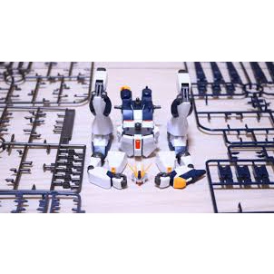 Lắp ghép mô hình Gundam Hg 1/144 - Trò chơi gắn kết gia đình .