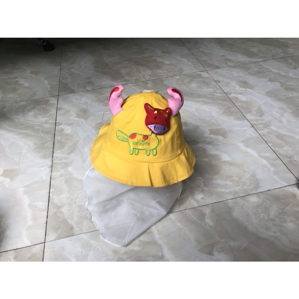 Mũ vành hình trâu kèm khăn voan bé gái