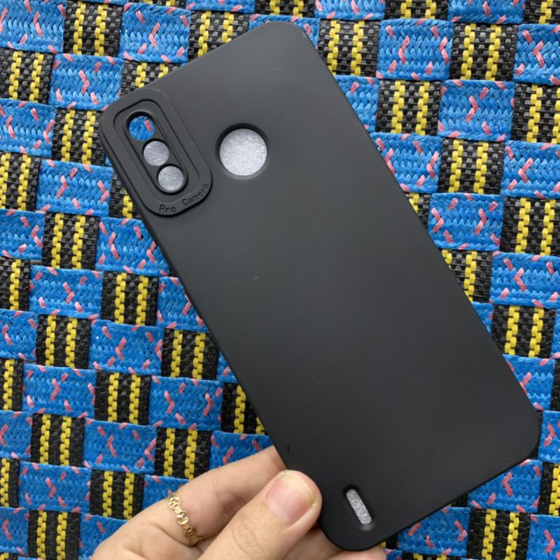 Ốp lưng tecno spark 6 Go dẻo màu có bảo vệ camera