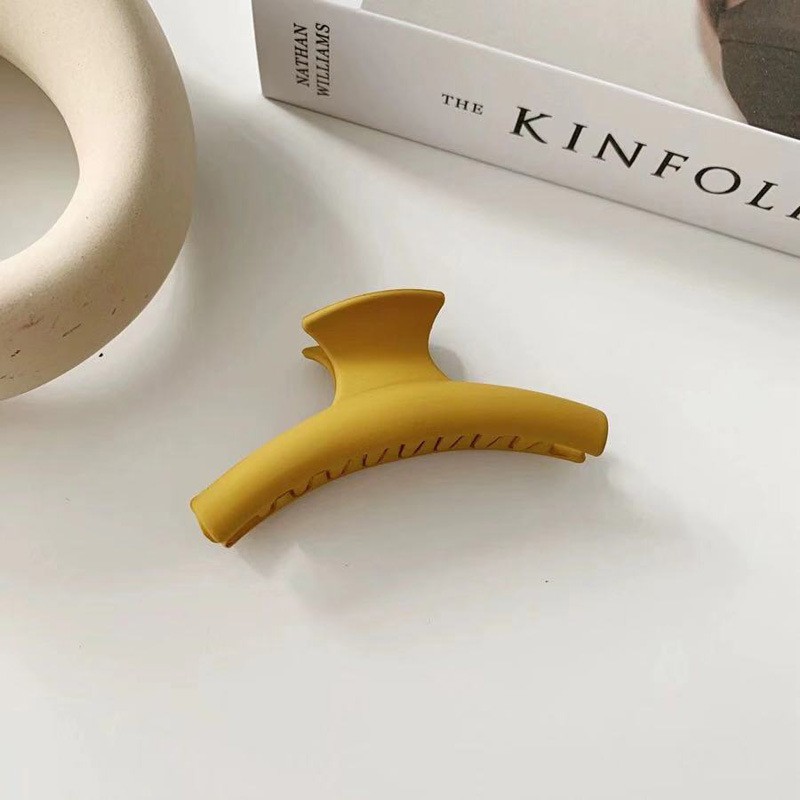 Female Medium Grasp Clip Back Simple Headdress