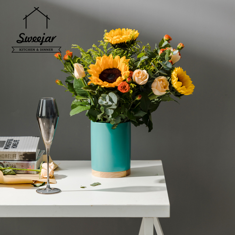 Cốc sứ SWEEJAR đựng đồ dùng nhà bếp