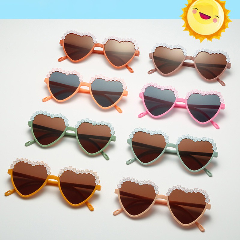 Kính Mát Cho Trẻ Em Phong Cách Mới Hình Trái Tim Dán Tia Cực Tím