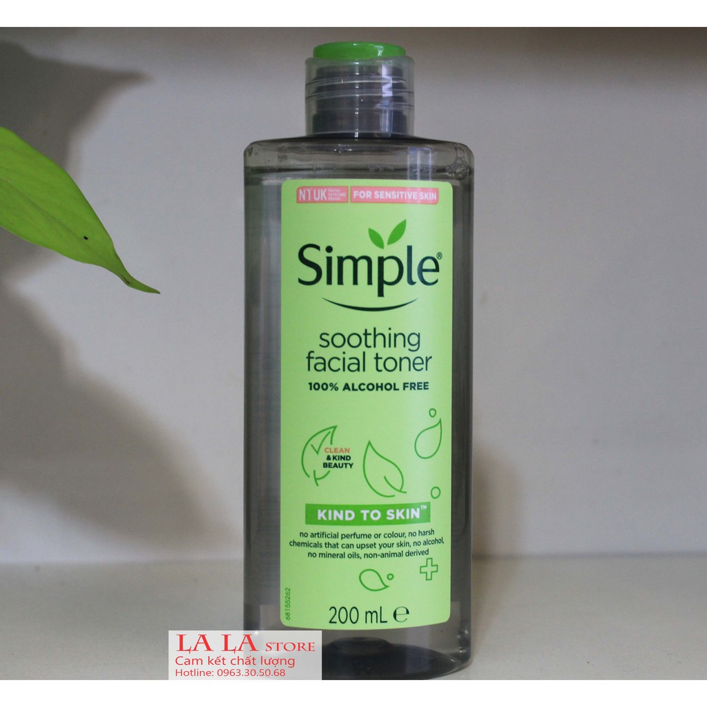 Nước Hoa Hồng Soothing Facial Toner Simple cân bằng ẩm cho da 200ml