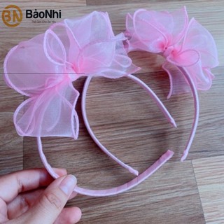 Cài tóc nơ cho bé 01