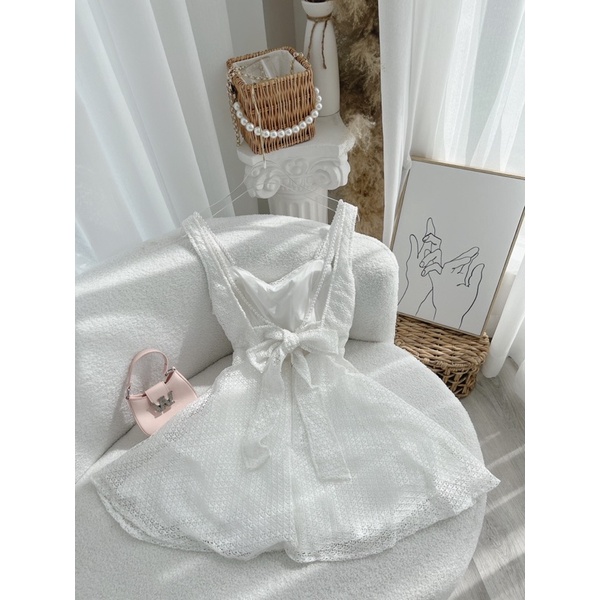 ĐẦM XỐP TRẮNG NƠ HỞ LƯNG DÂY HẠT