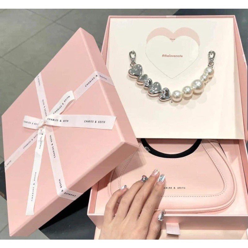 Túi kẹp nách hồng mẫu mới size 20 có họp nguyên seal