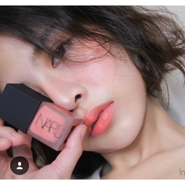 Má hồng Nars Liquid