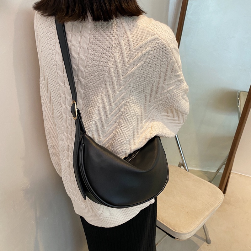 Túi nữ da trơn mịn trẻ trung- MA323