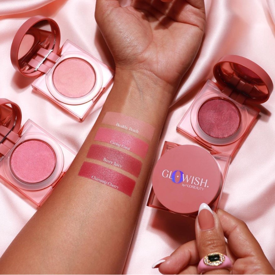 Huda Beauty - Phấn Má Hồng Huda Beauty Glowish Blush Powder 2.5g