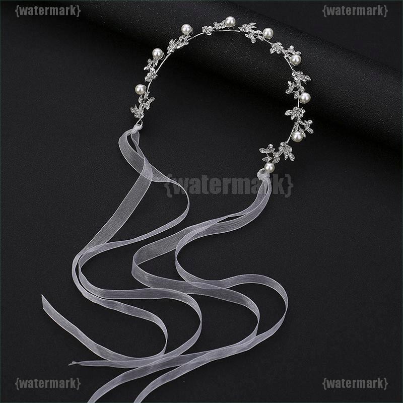 Vòng hoa đội đầu cho cô dâu màu bạc đính ngọc trai sang trọng