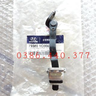 Hãm cửa Getz