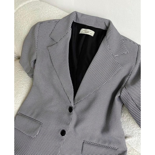TBS | áo blazer zz
