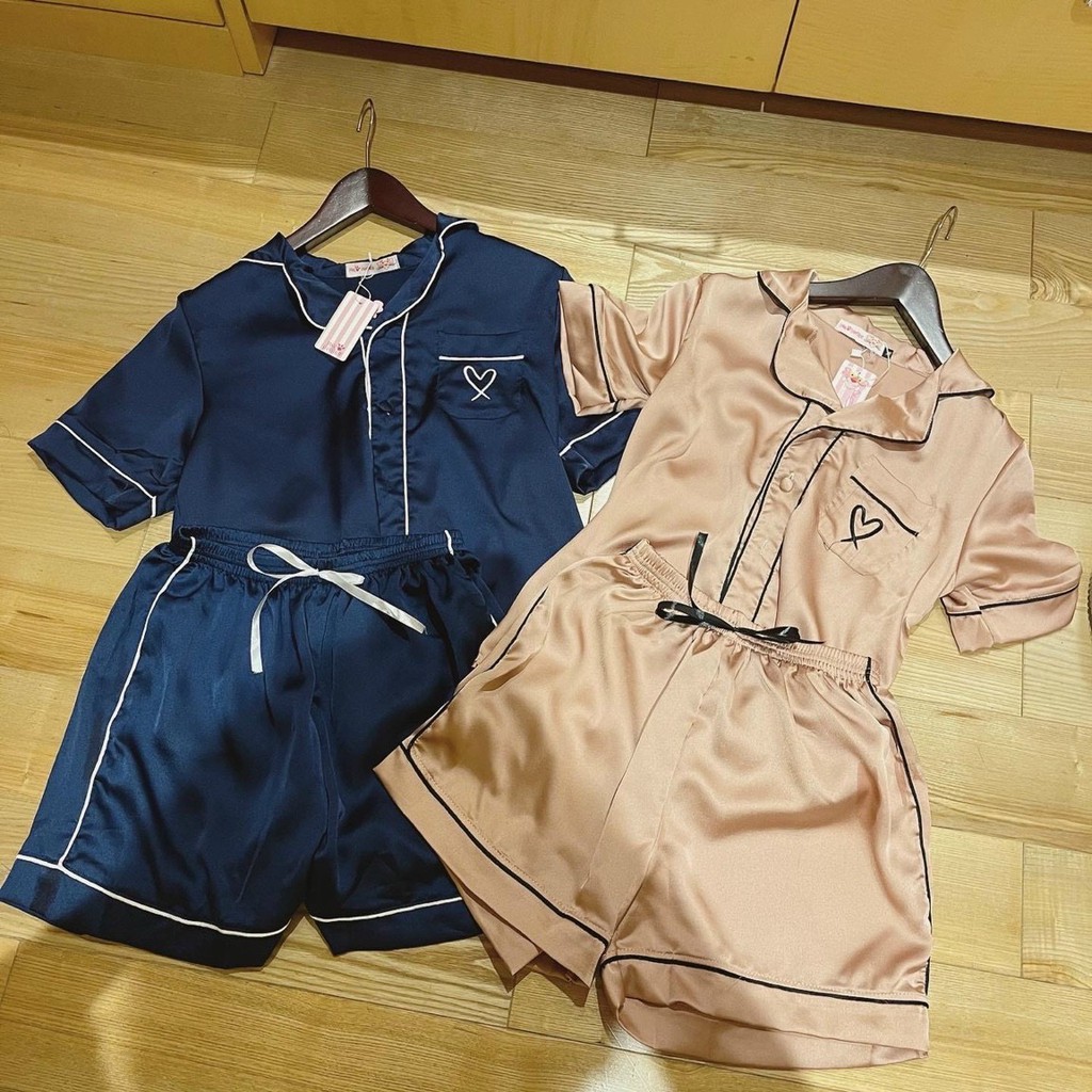 2021 - Bộ ngủ lụa tay ngắn quần đùi - cao cấp hàng đẹp - Hàng thiết kế pijama nữ lụa | BigBuy360 - bigbuy360.vn