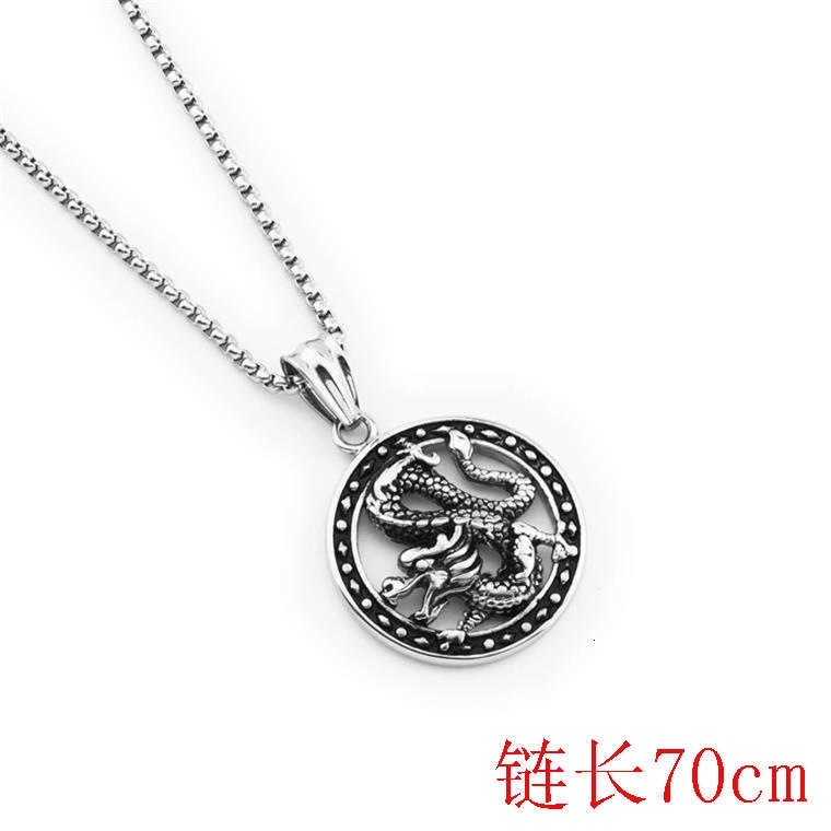 Dây Chuyền Mặt Chữ Thập Chạm Khắc Phong Cách Hip Hop Cho Nam 13132s