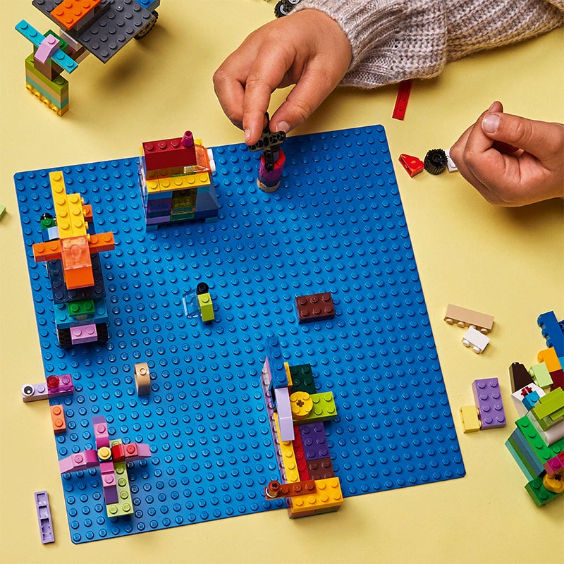 Đồ Chơi LEGO Đế Lắp Ráp Màu Xanh Nước Biển 11025 (1 chi tiết)
