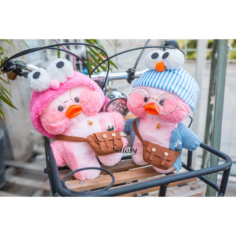 Gấu bông bé vịt má hồng đeo túi cài băng đô cute