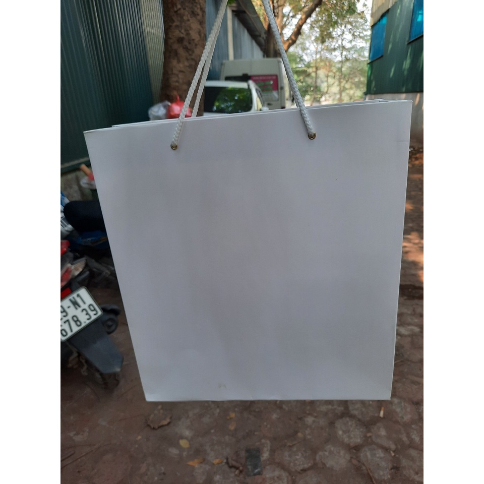 TÚI GIẤY IVORRY 250GSM CÓ CÁN MÀNG XỎ DÂY DÙ TRẮNG CAO CẤP NHIỀU SIZE