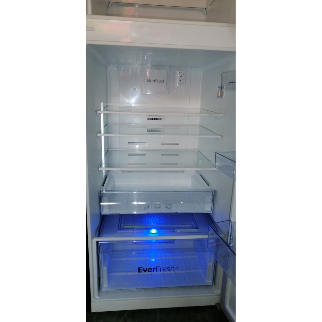 Tủ lạnh Beko 260L, hàng trưng bày mới 99%