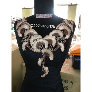 Cổ thêu chỉ lụa mã C227