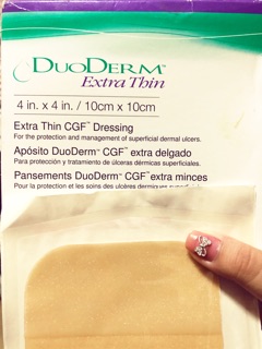 Miếng Dán Mụn DUODERM EXTRA THIN 10x10