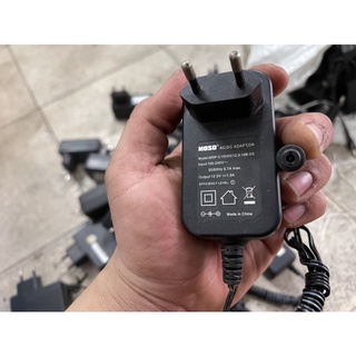 1 cục adapter 12v1,5a còn Sài tốt