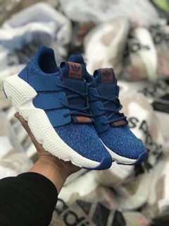 Giày prophere xanh đỏ trắng xám