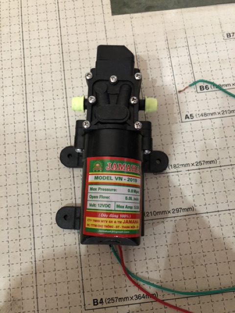 Máy rửa xe mini,máy phun thuốc,máy bơm tưới lan,dây đồnh 100% ,công xuất 5l/phút , 12v dc