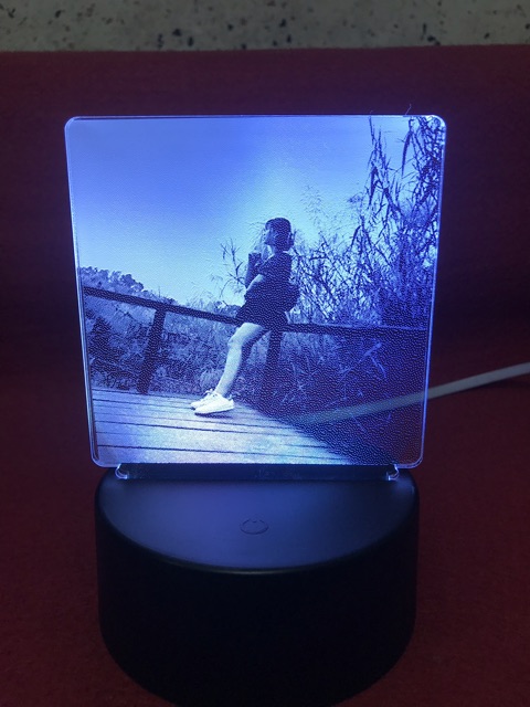 Đèn ngủ 3d Led 16 màu hình ảnh chân dung quà tặng độc đáo khắc theo yêu cầu