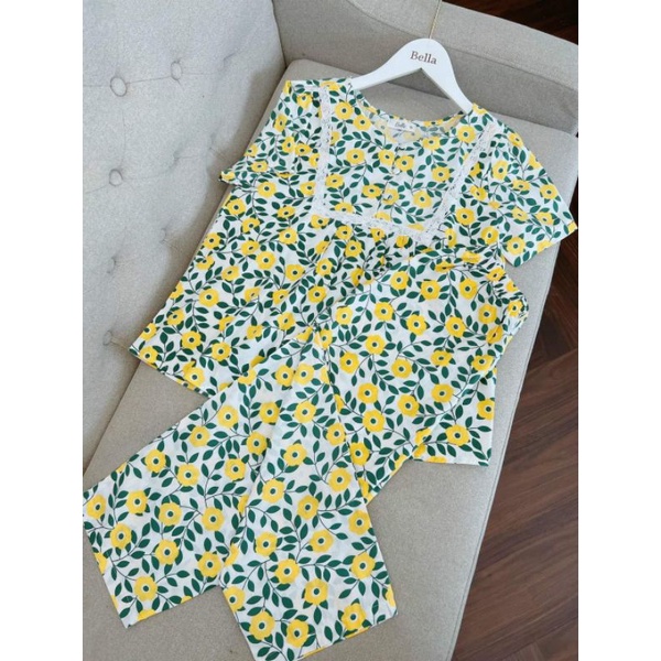 Đồ mặc nhà lửng chất vải cotton thô Hàn họa tiết hoa vàng
