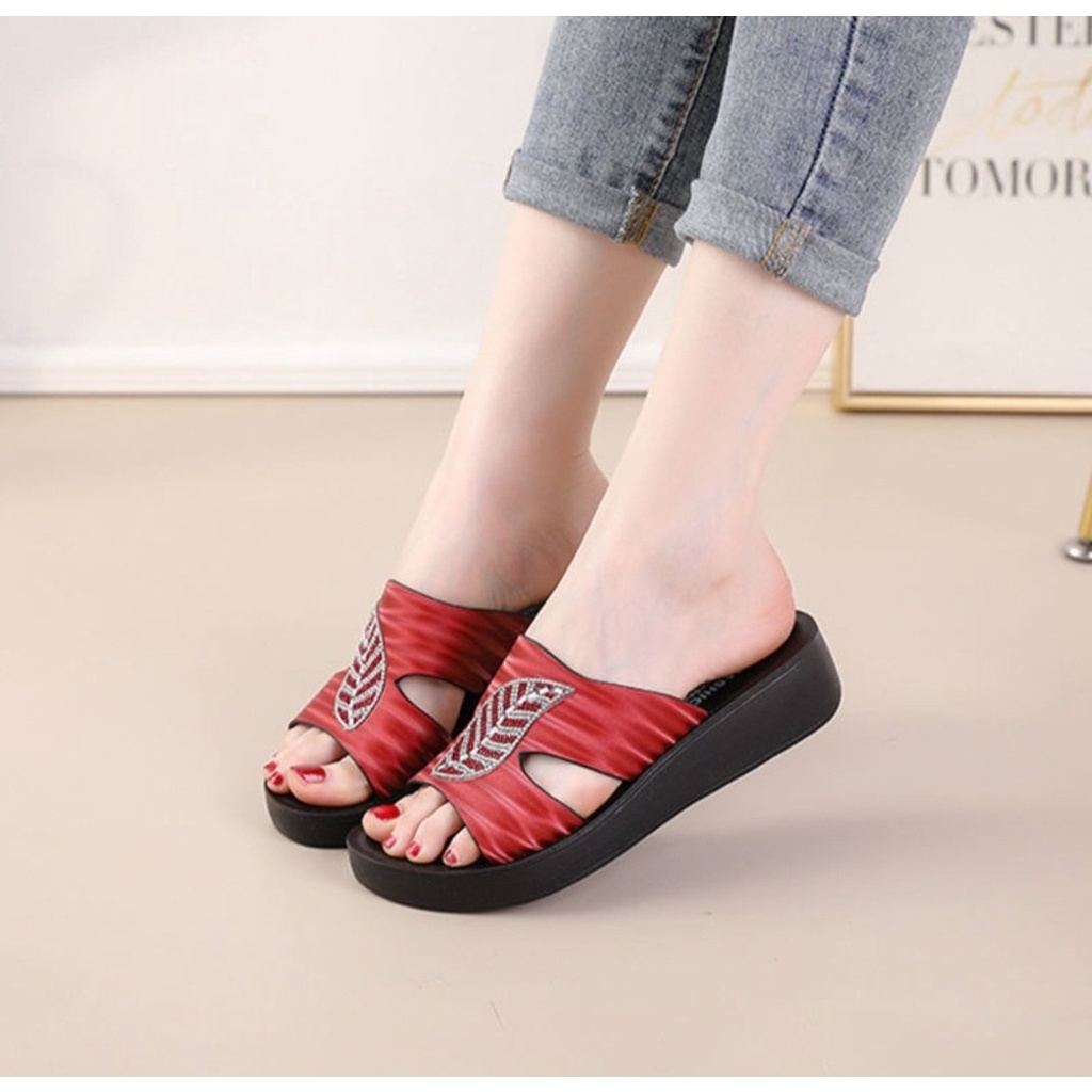 DÉP XUỒNG CHIẾC LÁ THOẢI MÁI ĐI MƯA