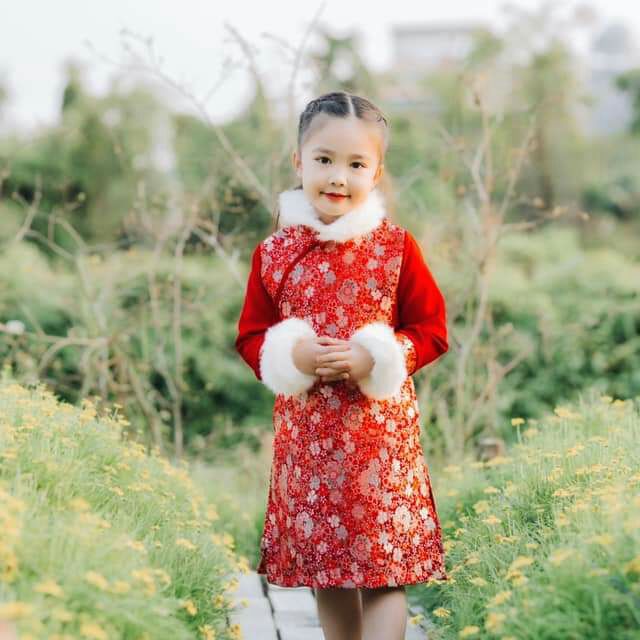 Áo dài cổ lông