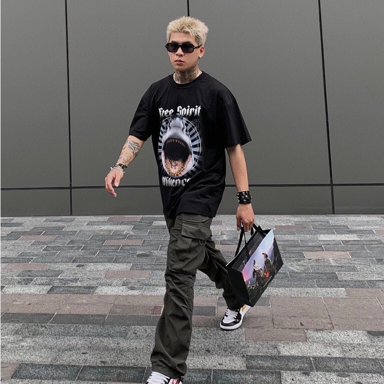 Áo Phông Nam Nữ , Áo thun Unisex MIKENCO Free spirit in hình cá mập 100%cotton co giãn 4c hót nhất 2022.