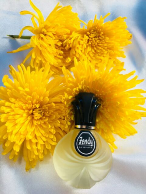 Nước hoa fendy