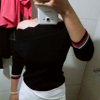 Áo len mongtoghi trễ vai