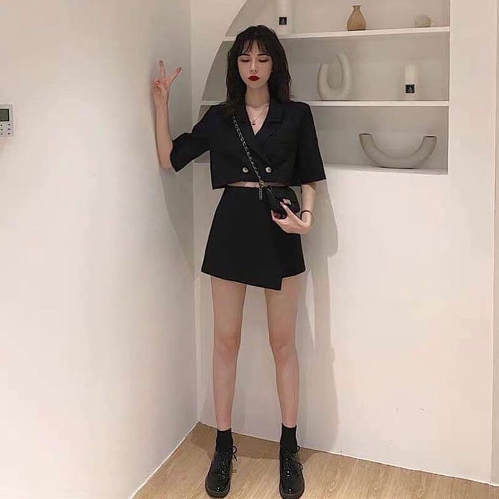 Set vest crotop ZenOne , set 2 chi tiết áo cổ vest mix quần giả váy chất umi dày mịm sang trọng | BigBuy360 - bigbuy360.vn