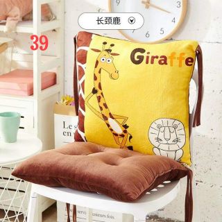 Ghế ngồi đệm bông cute