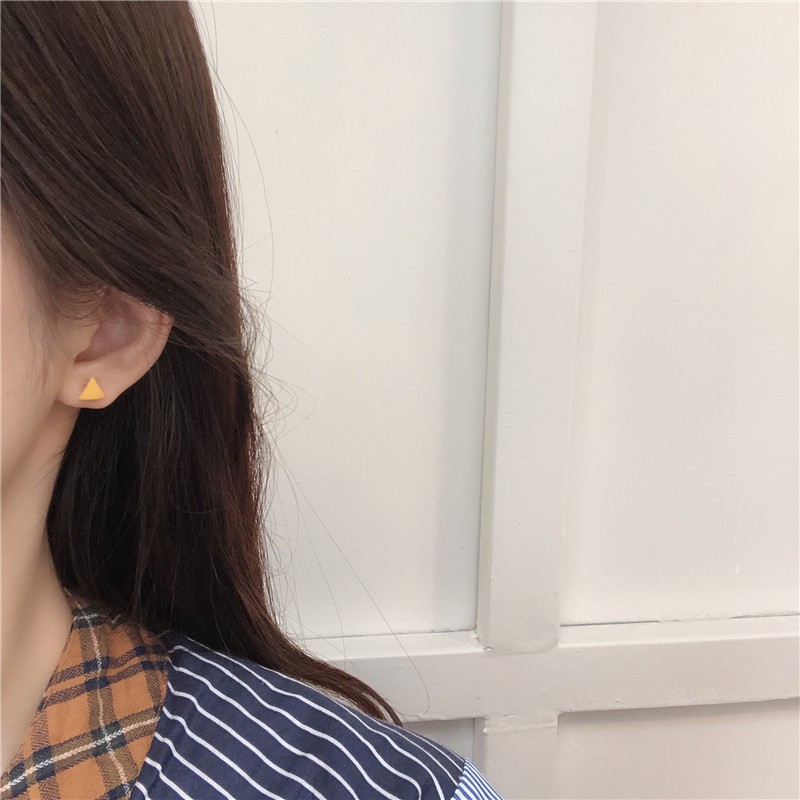 Khuyên tai bạc S925 hình tam giác màu sắc đơn giản phổ biến 2021 [coco Chang]