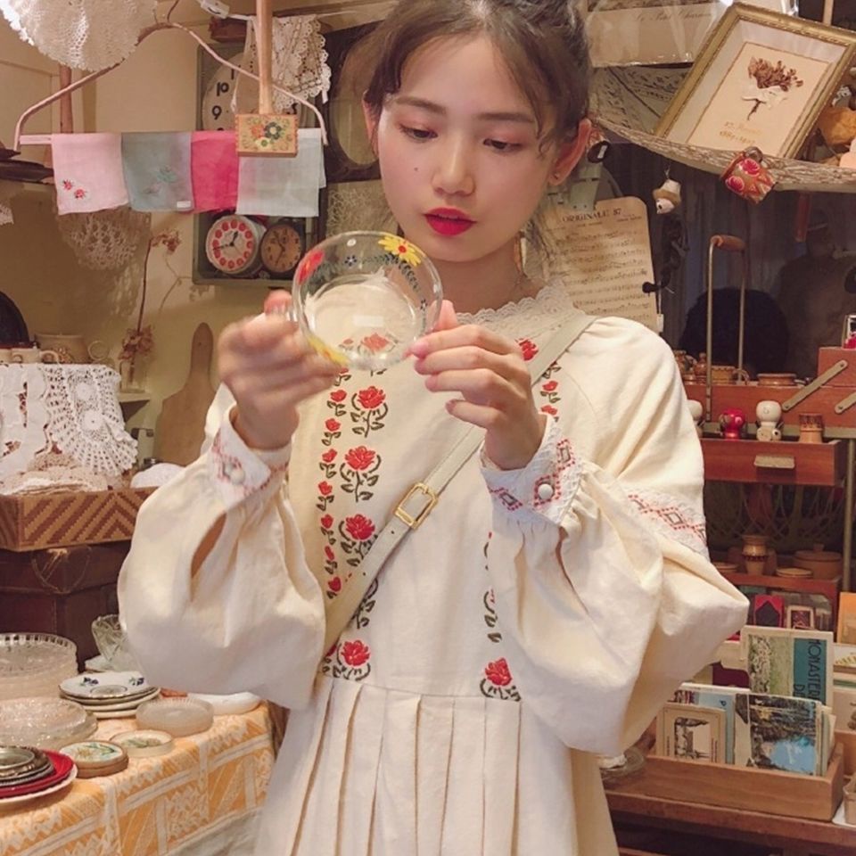 Đầm chữ A tay phồng dài qua gối thêu họa tiết cao cấp