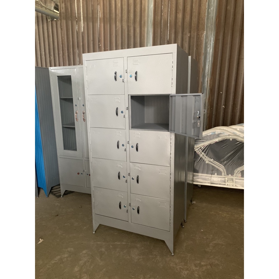 Tủ locker sắt cá nhân đựng đồ cho nhân viên văn phòng có khóa