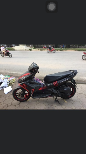 Bảo vệ heo dầu trước xe air blade