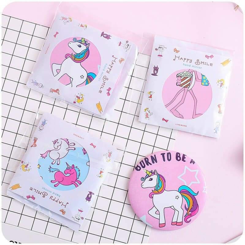 Gương mini cầm tay hình tròn in họa tiết dễ thương