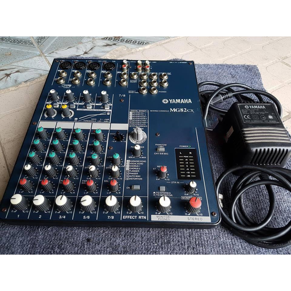 MIXER BÀN YAMAHA MG82CX