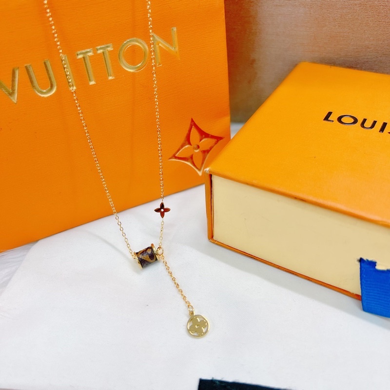 Dây chuyền titan tròn mạ vàng hot trend