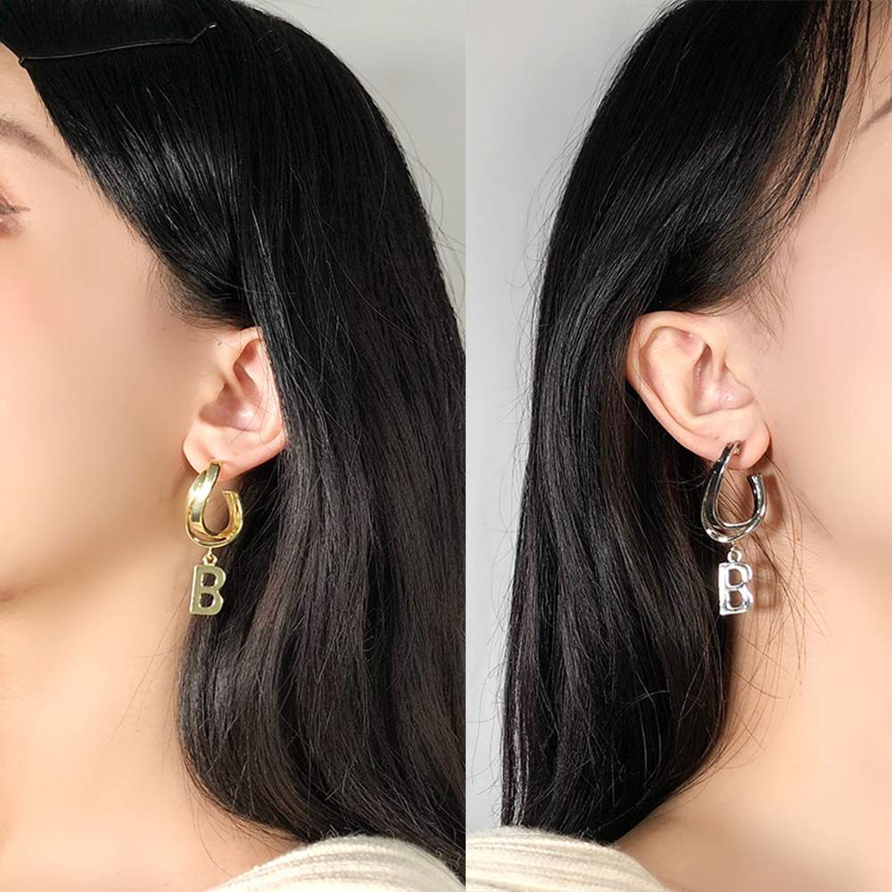 Khuyên tai nữ trang tạo hình chữ B sáng tạo độc đáo
