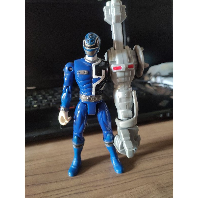 Mô hình nhân vật - Power Rangers SPD Blue Ranger/Blue Deka SWAT Action