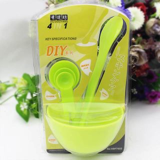 Dụng cụ đắp mặt nạ tại nhà