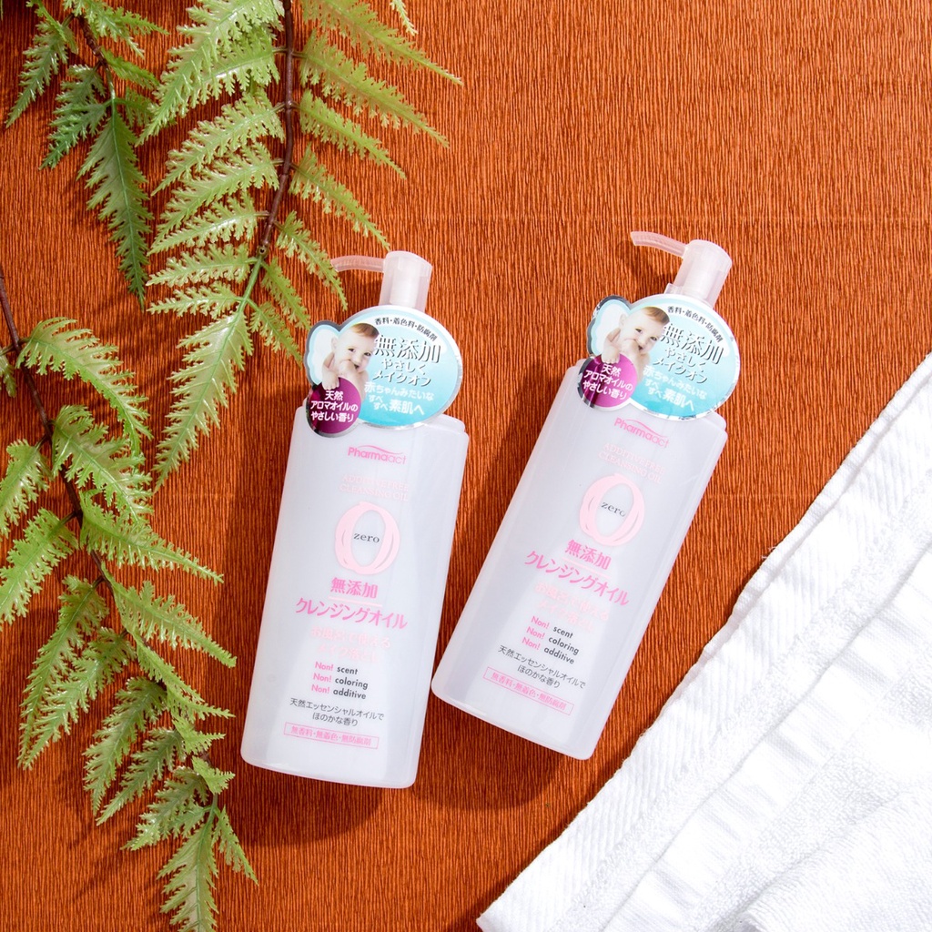 Dầu tẩy trang không chất phụ gia Pharmaact 165ml / 500ml Hàng Nhật Nội Địa